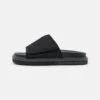 Calvin Klein Jeans Slide Softny - Muiltjes - Black/Imperial Blue -Algemene Winkel Voor Herenmode 0148b06703ac4ec997cbbae2398d9225