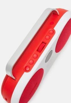 Polaroid Music Player 3 - Luidspreker - Red/White -Algemene Winkel Voor Herenmode 02719f16a3ec41d0a5ad2b9ccb36f7f6