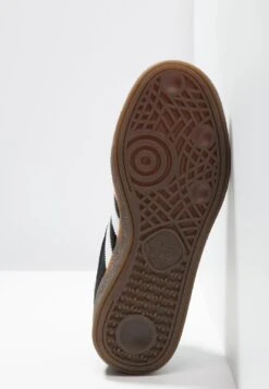 Adidas Originals Handball Spezial Unisex - Sneakers Laag - Cblack/Ftwwht/Gum5 12 Adidas Originals Handball Spezial Unisex - Sneakers Laag - Cblack/Ftwwht/Gum5 -Algemene Winkel Voor Herenmode 036d551b52c440c6a2f34e9e2317cef0