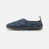 Hugo Cozy - Pantoffels - Dark Blue -Algemene Winkel Voor Herenmode 279c12e932fb47aa974a503ec5f2cbd7