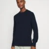Selected Homme Slhrocks Crew Neck - Trui - Dark Sapphire -Algemene Winkel Voor Herenmode 3083e05293814d1bb008b587e1f64d90