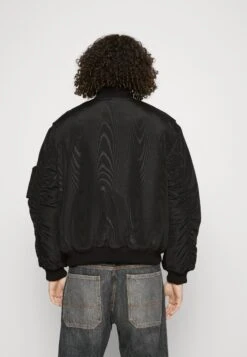 Spencer Jacket Unisex - Bomberjacks - Black -Algemene Winkel Voor Herenmode 3833fae4c29a4612954148b2ad1536b2