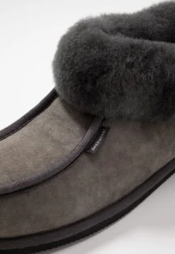 Shepherd Krister - Instappers - Asphalt -Algemene Winkel Voor Herenmode 3de78234f5a146f7bcae7c51e763510f