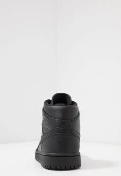 Air Jordan 1 Mid - Sneakers Hoog - Black -Algemene Winkel Voor Herenmode 41d2aace3aa24c429996d72ce0027aed