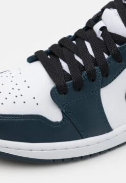 Air Jordan 1 Mid - Sneakers Hoog - Armory Navy/White/Black -Algemene Winkel Voor Herenmode 4228e266f4bc414e9a3d807eb525bf77