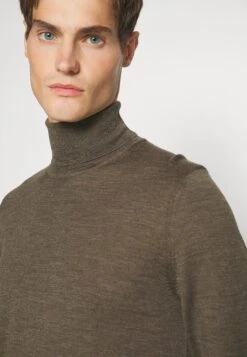 Boss Musso - P - Trui - Open Green Twentytwo -Algemene Winkel Voor Herenmode 5a04887d980c484d8b63e2b6ccae6793