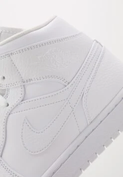 Air Jordan 1 Mid - Sneakers Hoog - White -Algemene Winkel Voor Herenmode 5a4014c17a32462c9c1f26c4a1291e11