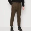 AllSaints Tallis Trouser - Broek - Meadow Brown -Algemene Winkel Voor Herenmode 5d8893dc764c4f2581949aa2363b7038