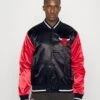 NEW ERA Nba Chicago Bulls Bomber - Fanartikel - Black/Red -Algemene Winkel Voor Herenmode 62c3d2f8655044428c08af96aa5cda09