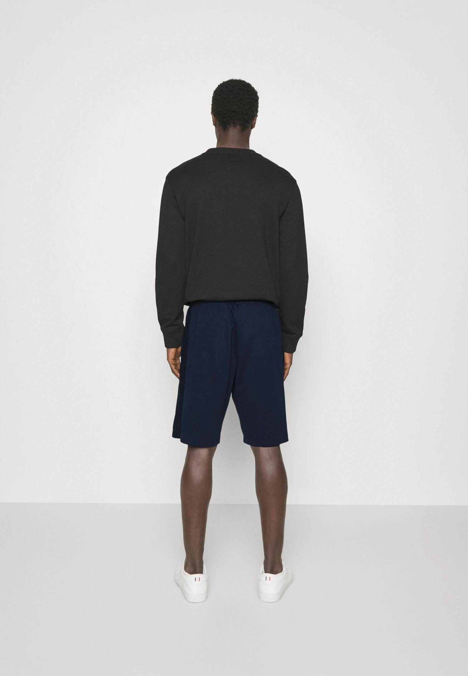 EA7 Emporio Armani Bermuda - Shorts - Dark Blue 5 EA7 Emporio Armani Bermuda - Shorts - Dark Blue - Afbeelding 3