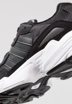 Adidas Originals Yung-96 - Sneakers Laag - Core Black/Crystal White -Algemene Winkel Voor Herenmode 7676fa875a5644f48a06282d0ece77a7