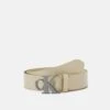 Calvin Klein Jeans Mono Round Plaque- Riem - Travertine -Algemene Winkel Voor Herenmode 888f79de71a74c53ad0035e3c9653651