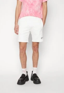 Nike Sportswear Trend- Shorts - Sail -Algemene Winkel Voor Herenmode 9311d5763b1344c68f1fa5afaa521003