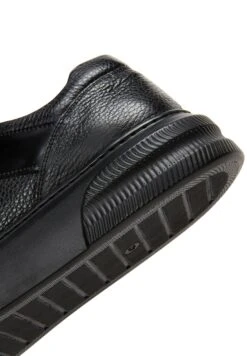 Sneakers Laag - Black -Algemene Winkel Voor Herenmode 968f942b669746418a7c5ef2e8132350
