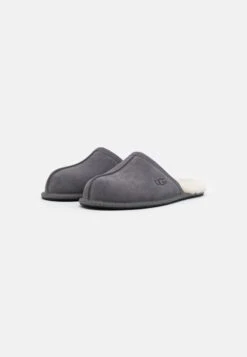 Ugg Scuff - Pantoffels - Dark Grey -Algemene Winkel Voor Herenmode 9c7ea52a90bb4c58b99bb1f369fdac07
