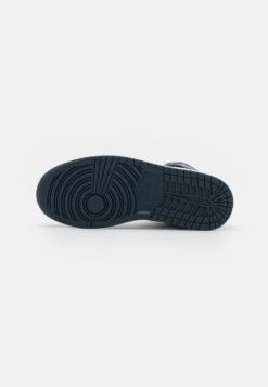 Air Jordan 1 Mid - Sneakers Hoog - Armory Navy/White/Black -Algemene Winkel Voor Herenmode a134181711e24862a9c6f11b1a02b6c9