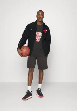 NEW ERA Nba Chicago Bulls Track Jacket - Fanartikel - Black/Red -Algemene Winkel Voor Herenmode a1a4e40d7f524111b0f7b4688260577b
