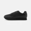Calvin Klein Jeans Retro Runner Laceup- Sneakers Laag - Triple Black