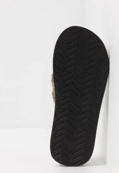 Quiksilver Badslippers - Green/Black/Brown -Algemene Winkel Voor Herenmode a45311163e564defab84fd0fca5261bf