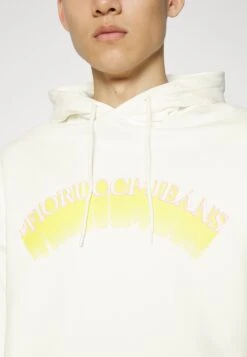 FIORUCCI Flocked Arch Logo Hoodie - Sweater - Cream -Algemene Winkel Voor Herenmode ae1685c1d6754daaacb2c81f2c954113