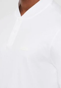 Calvin Klein Smooth Stand Collar - T-Shirt Basic - Bright White -Algemene Winkel Voor Herenmode bdd2837a890d4ad9999b5cd27c0706aa