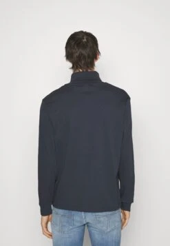 Hugo Longsleeve - Dark Blue -Algemene Winkel Voor Herenmode c22761c65ab24744988f2bf98b77f28c