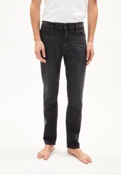 Armedangels Iaan Comfort- Straight Leg Jeans - Wavy Black -Algemene Winkel Voor Herenmode c345106c1d8b41bf938566e97bce31ea