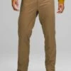 Lululemon Abc Classic 81 Cm - Broek - Khaki -Algemene Winkel Voor Herenmode c48e7ad48c24423a98a6d3106a9295cc