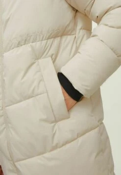 Jack & Jones Lange- Winterjas - Moonbeam -Algemene Winkel Voor Herenmode c6aa86c4da2e426d9b10f01b405557a2