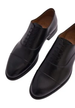 Oscar Jacobson Oxford - Veterschoenen - Black -Algemene Winkel Voor Herenmode cc24abba64d0437c89536c12ac39652e