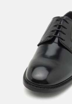 MOSCHINO Plate - Veterschoenen - Nero -Algemene Winkel Voor Herenmode d6434cf8462b4bf485f0bb541d8953aa