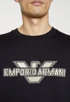 Emporio Armani Sweater - Japan Denim -Algemene Winkel Voor Herenmode d8541ada42c2470b96e05155c66b8a93