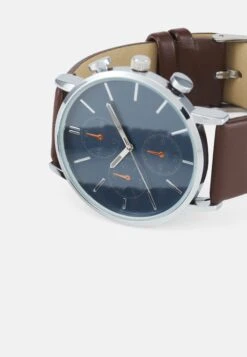 Pier One Set - Horloge - Cognac -Algemene Winkel Voor Herenmode d8eb40e413044f2f9977295a8557790d