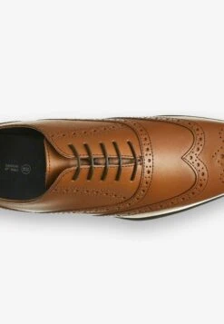 Next Oxford Brogue Wide Fit - Veterschoenen - Tan Brown -Algemene Winkel Voor Herenmode e164c49fa48b412ba456d1e46fabde8f