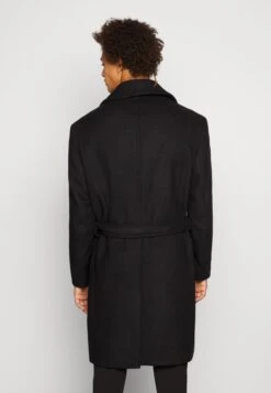 New Belted Coat - Mantel - Black -Algemene Winkel Voor Herenmode e3306ca9f5c547708a61d609f6ca8fb3
