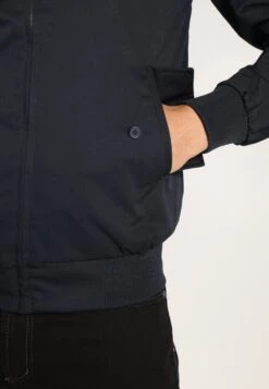 Harrington - Bomberjacks - Marine -Algemene Winkel Voor Herenmode e58082b61a174eb995baecfa3afcd236