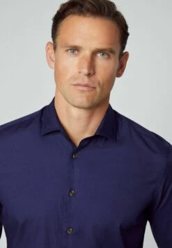 Hackett London Piece Dyed Soft- Overhemd - Navy -Algemene Winkel Voor Herenmode edf8ce7c5fc449d990b62d52e1c07b66
