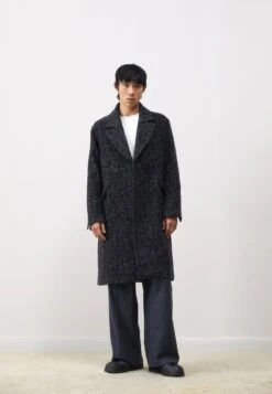 J.Lindeberg Duggie Double Breasted Coat - Mantel - Black Melange -Algemene Winkel Voor Herenmode f130f4d44ef1498883c98f0c1d5a9df8