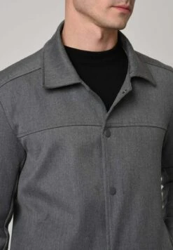 Closure - Lichte Jas - Grey -Algemene Winkel Voor Herenmode f1e403fe241845caad336e8cacc0cba3