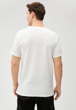 Koton Slogan Embroidered Tissued Crew NeckShort Sleeve - T-Shirt Print - White -Algemene Winkel Voor Herenmode f23b400ad4b24f97968856151619db9d
